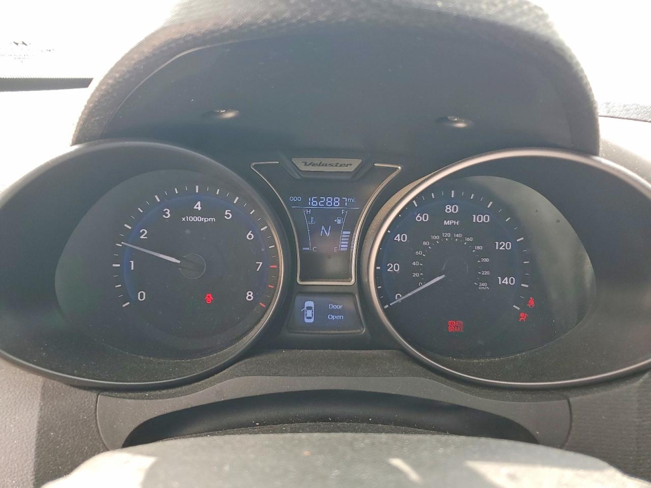 Hyundai VELOSTER Turbo