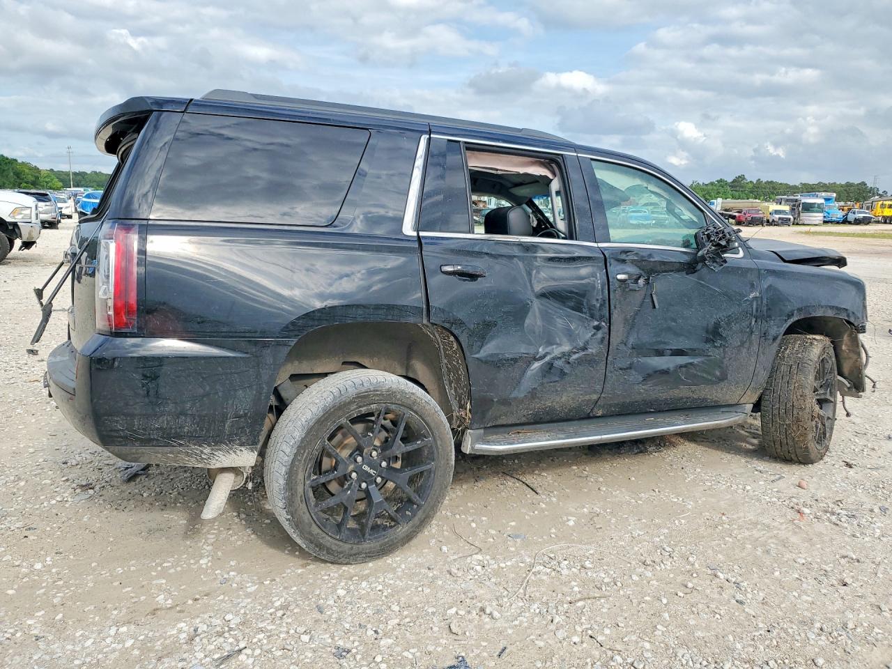 GMC Yukon Slt
