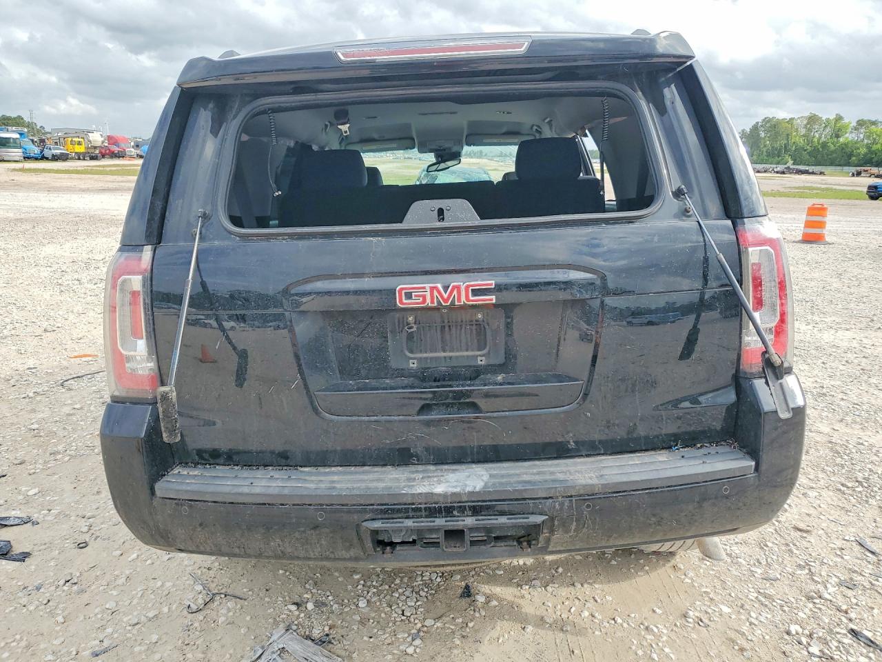 GMC Yukon Slt