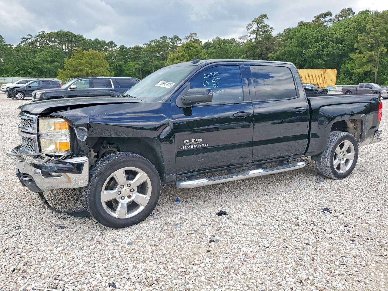 Salvage Chevrolet Silverado Image