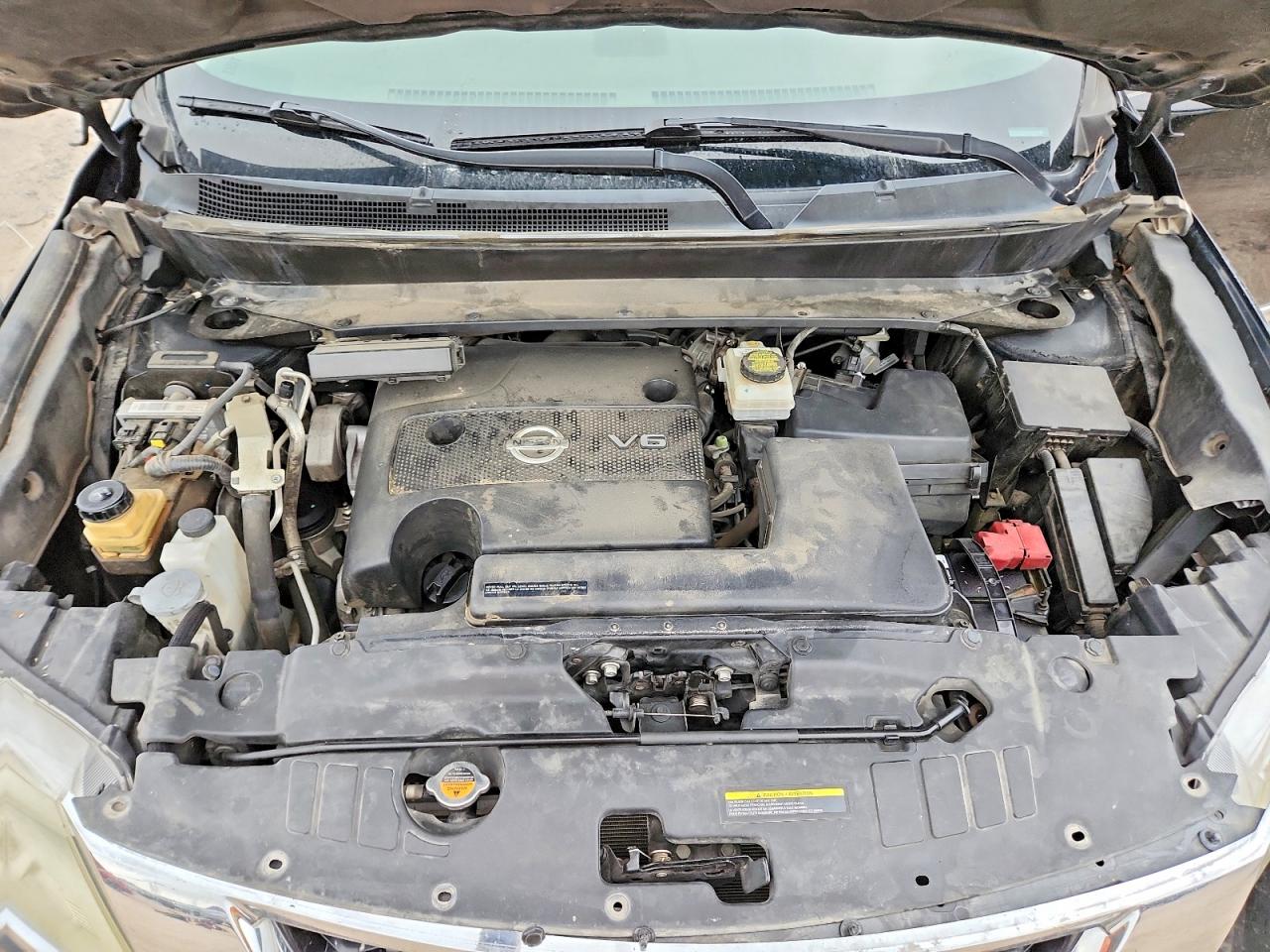 Nissan Pathfinder S