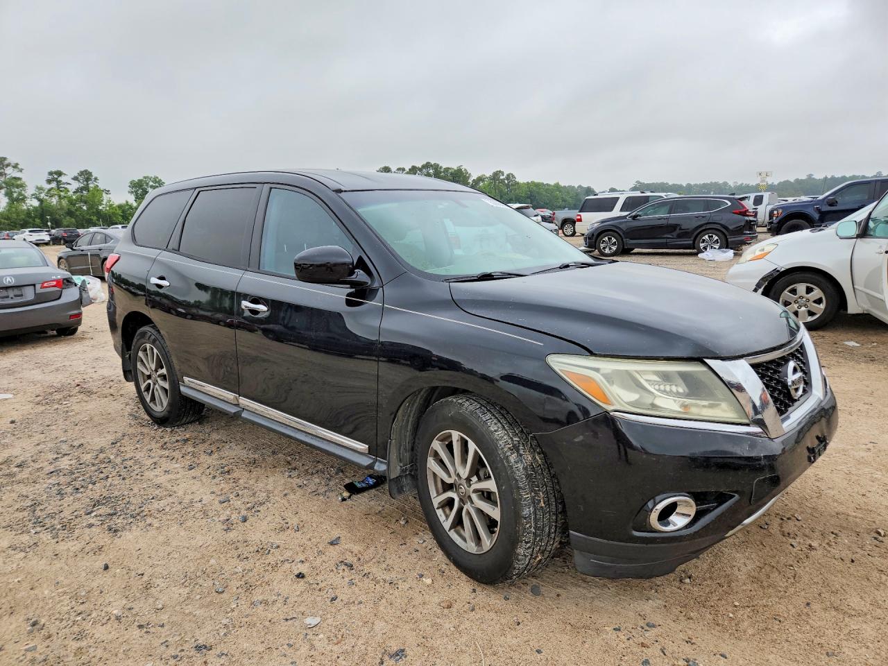 Nissan Pathfinder S