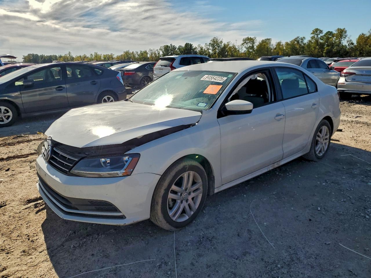 Salvage Volkswagen Jetta Image