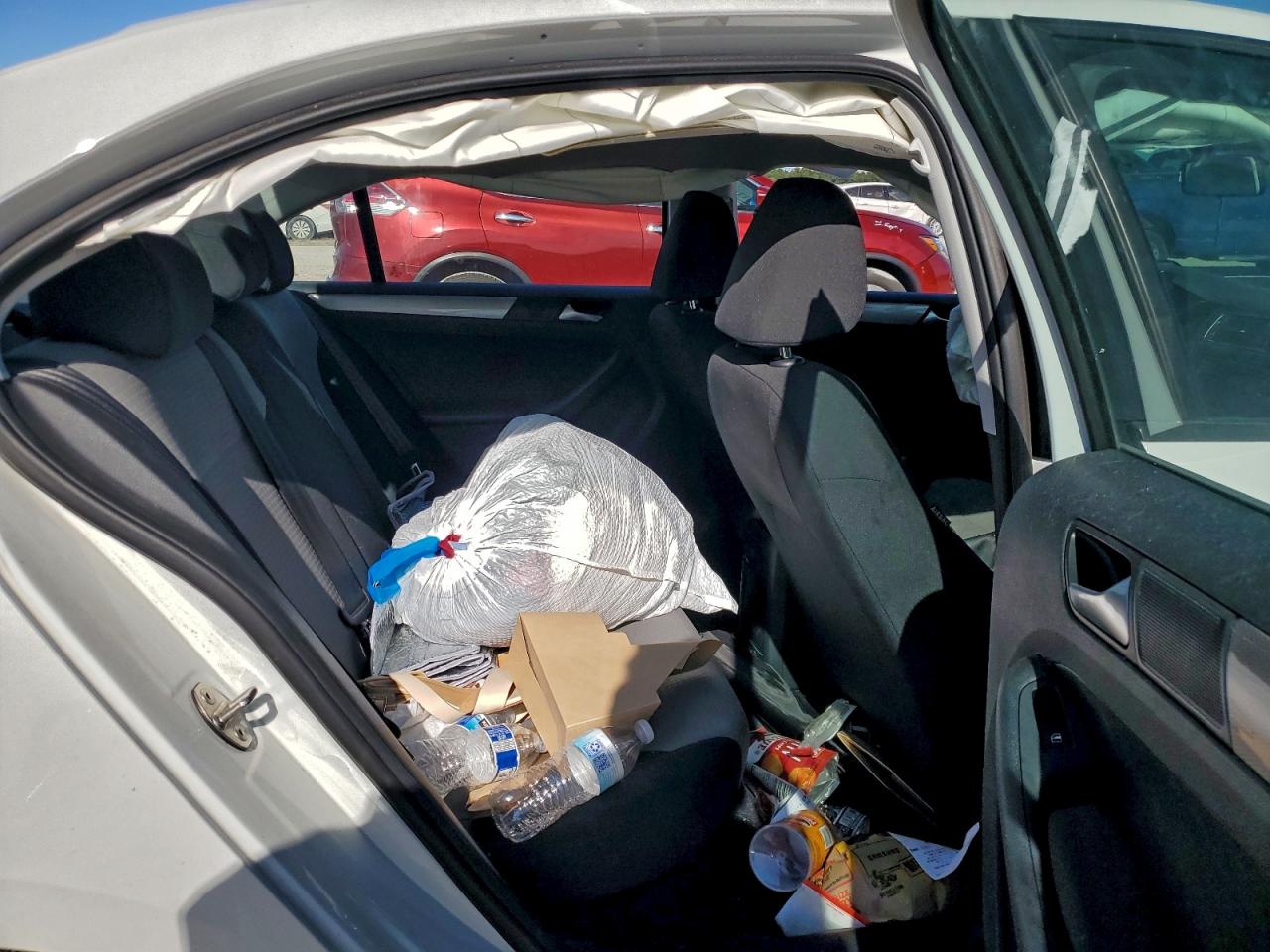Volkswagen Jetta S