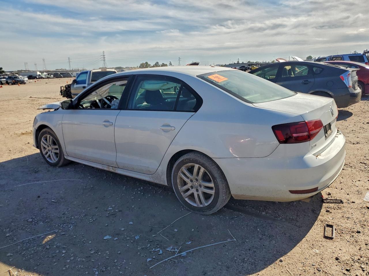 Volkswagen Jetta S