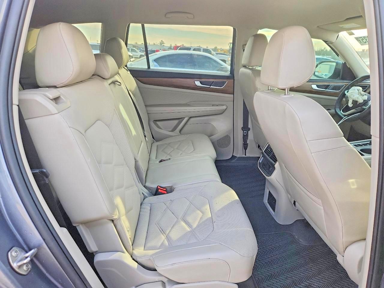 Volkswagen Atlas Se