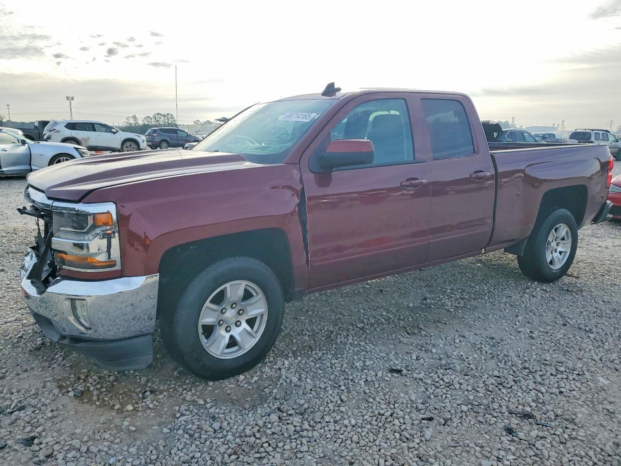 Salvage Chevrolet Silverado Image