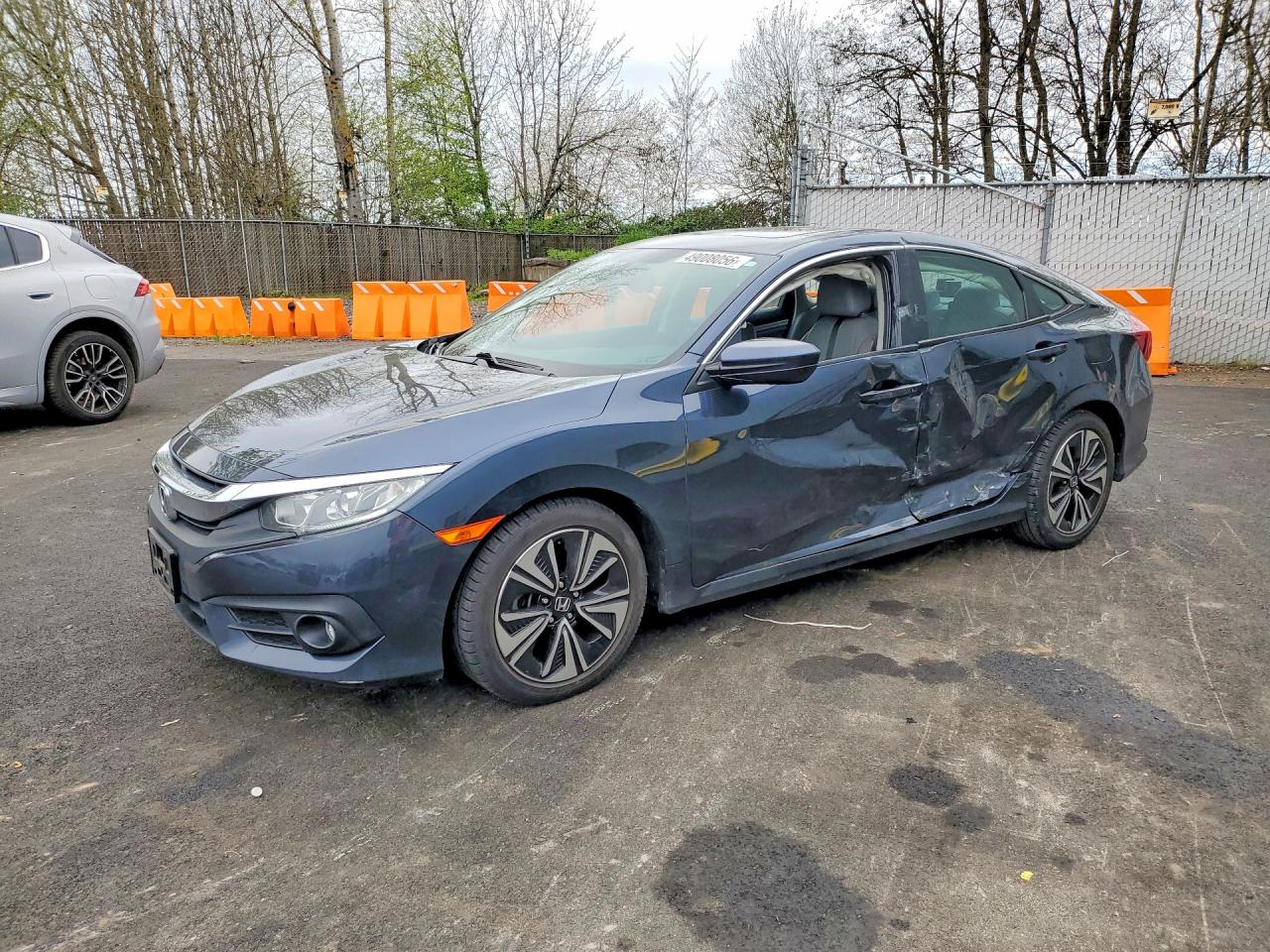 Salvage Honda Civic Image