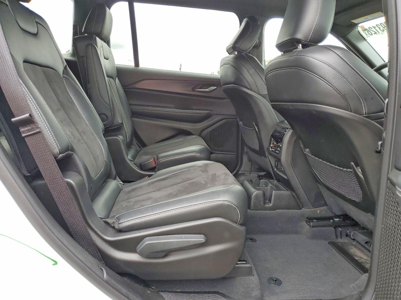 Jeep Grand Cherokee L Laredo