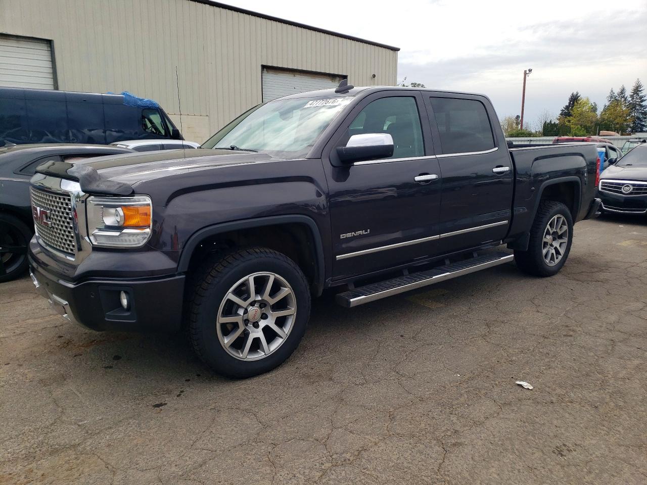 Salvage GMC Sierra Image