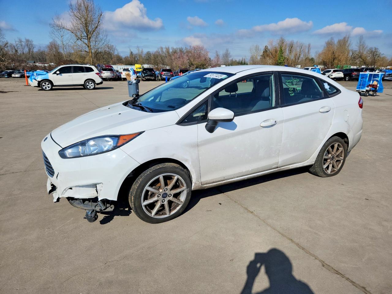 Salvage Ford Fiesta Image