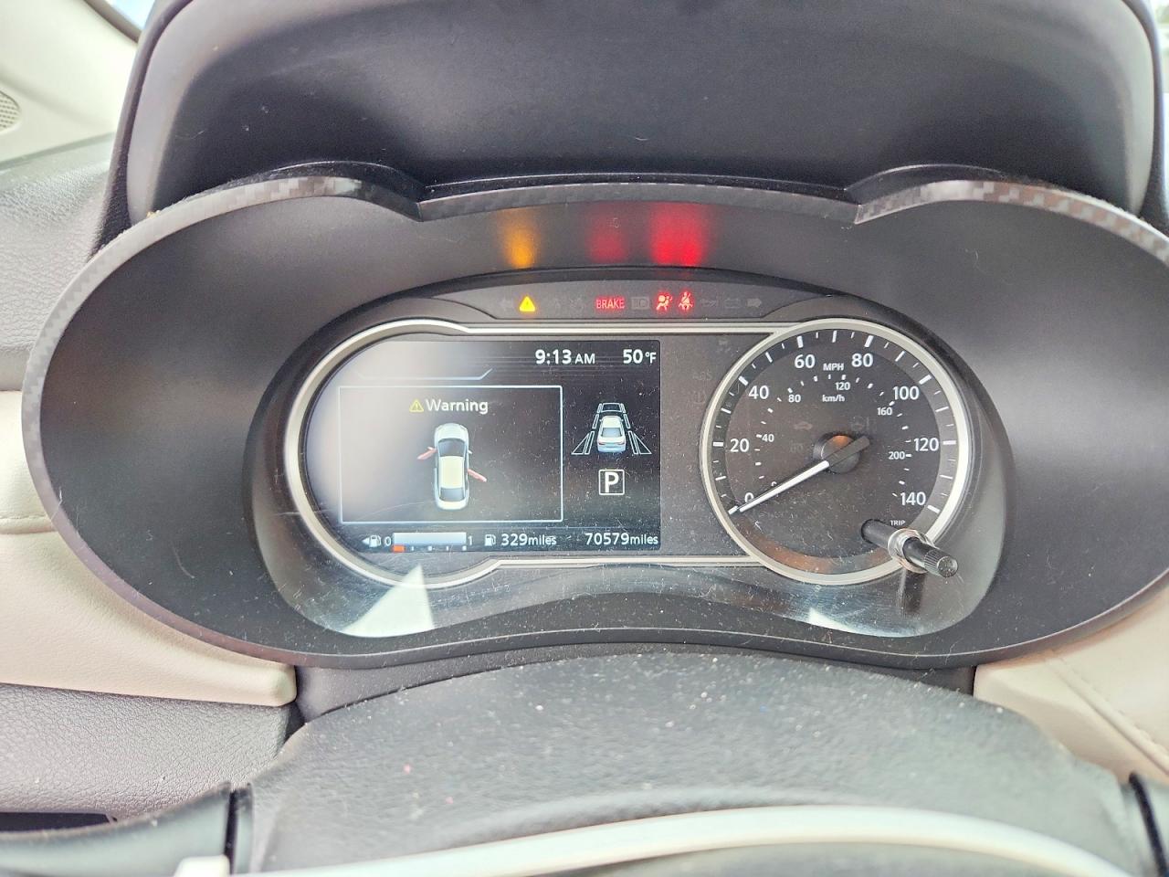 Nissan Versa Sv