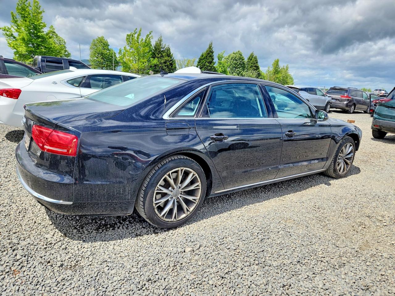 Audi A8 L Quattro