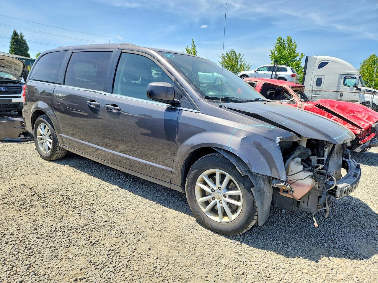 Dodge Caravan Sxt