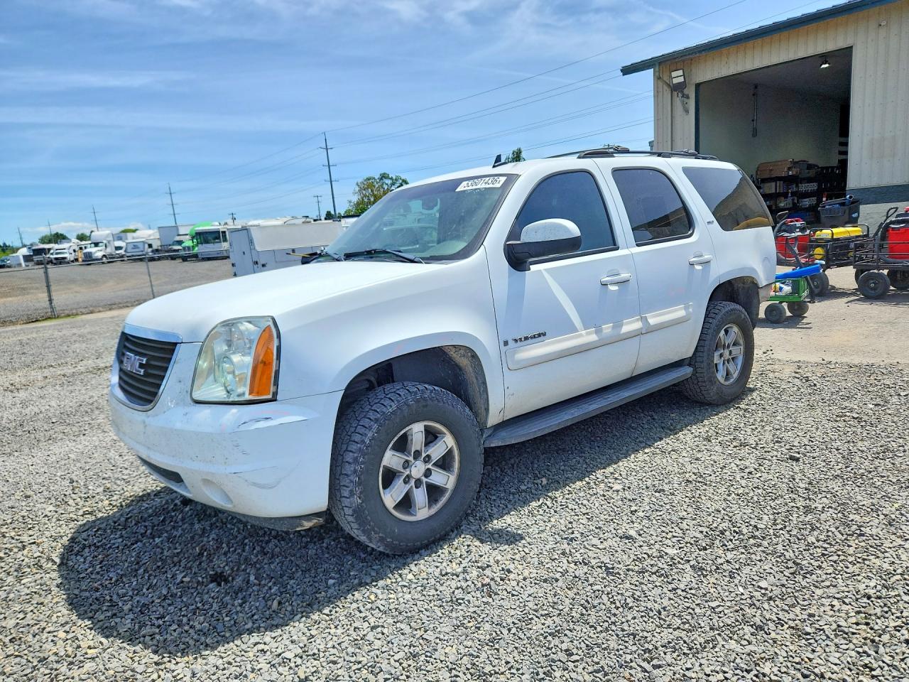 Salvage GMC Yukon Image