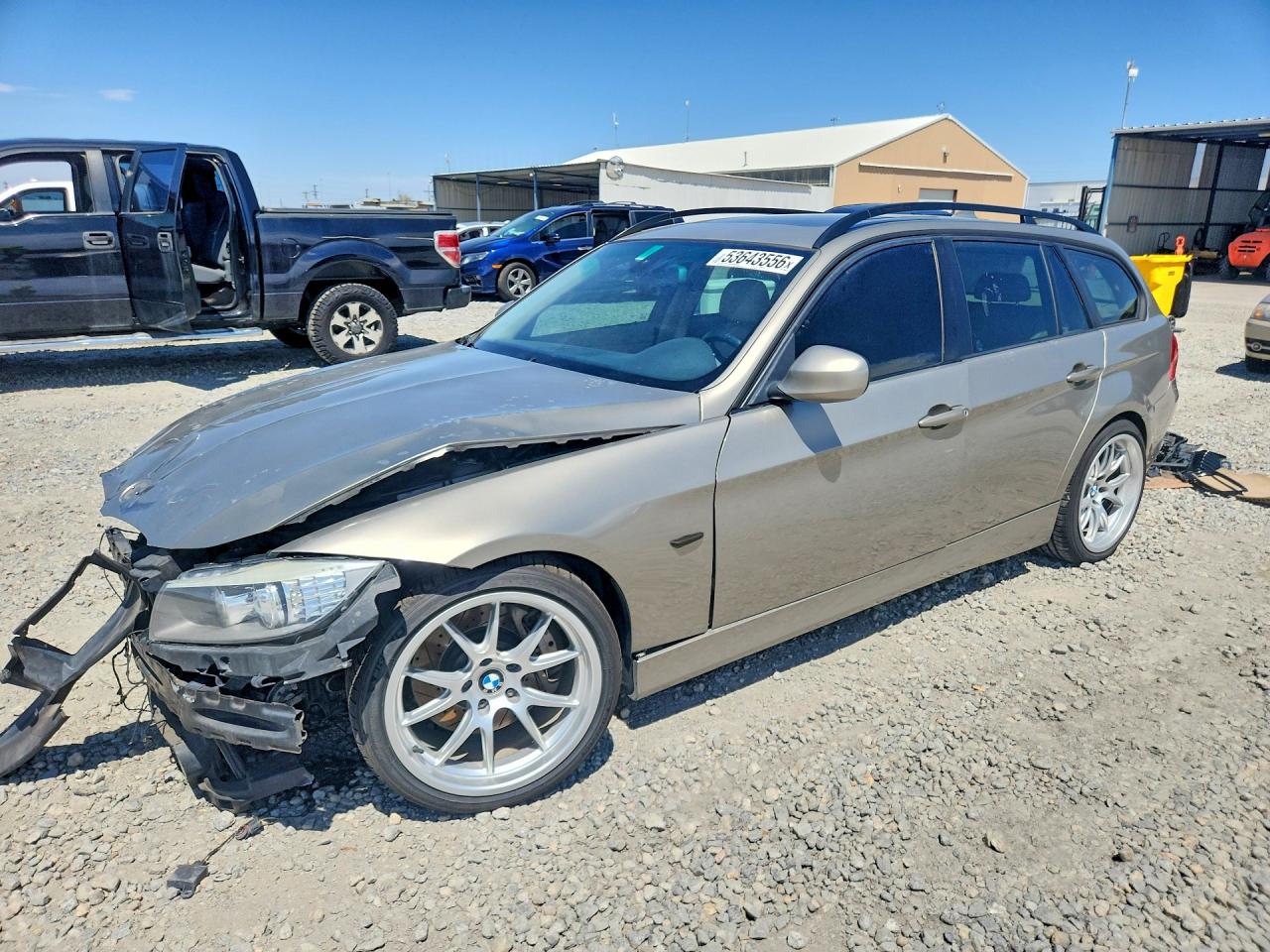 Salvage BMW 3 Series Image