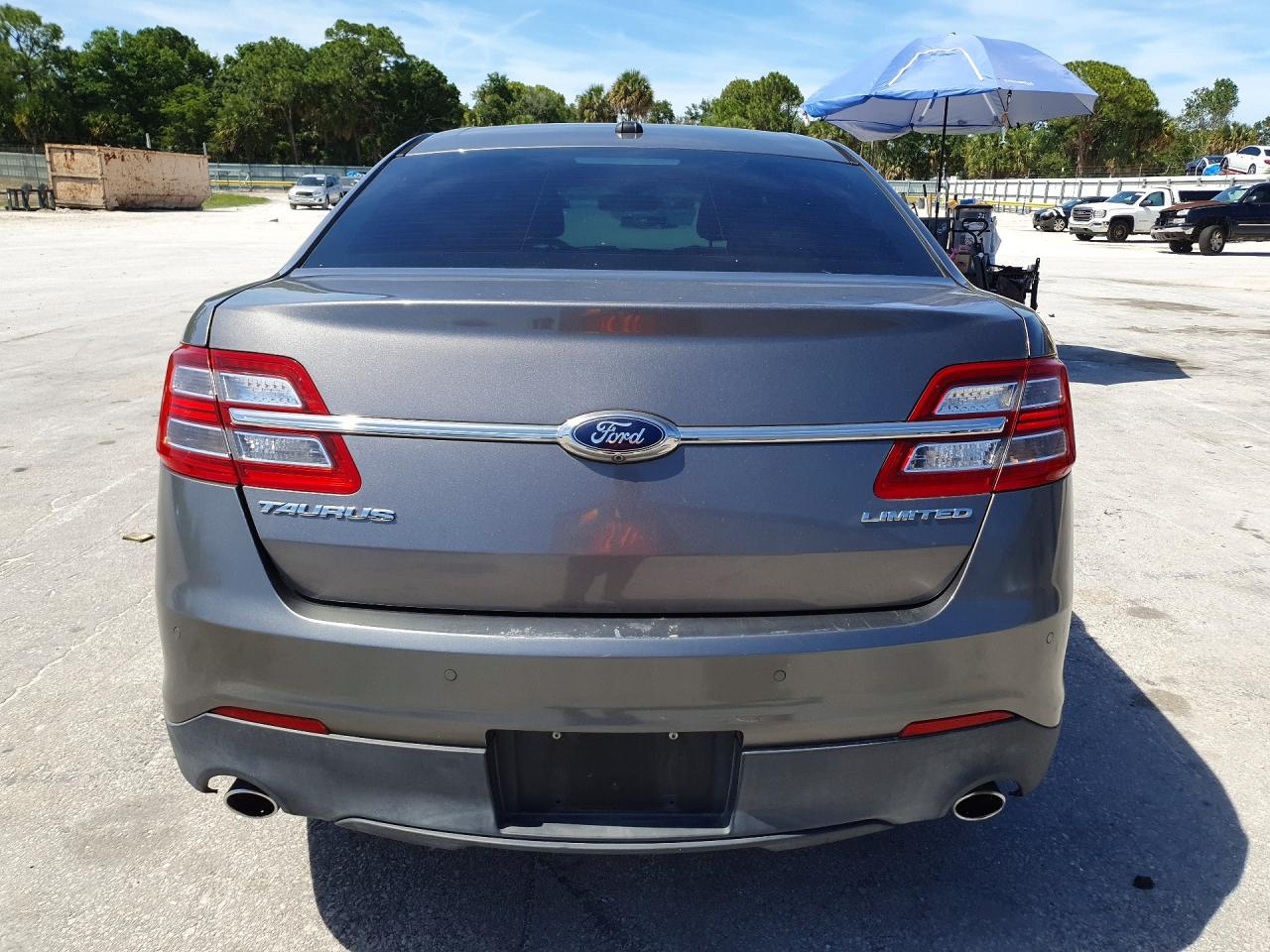 Ford Taurus Limited