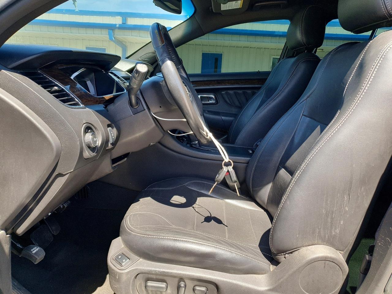 Ford Taurus Limited