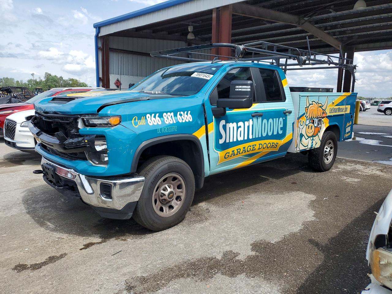Salvage Chevrolet Silverado Image