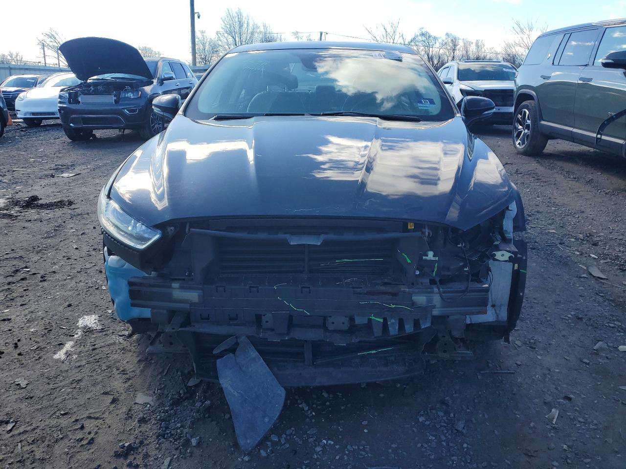 Ford Fusion Se Hybrid