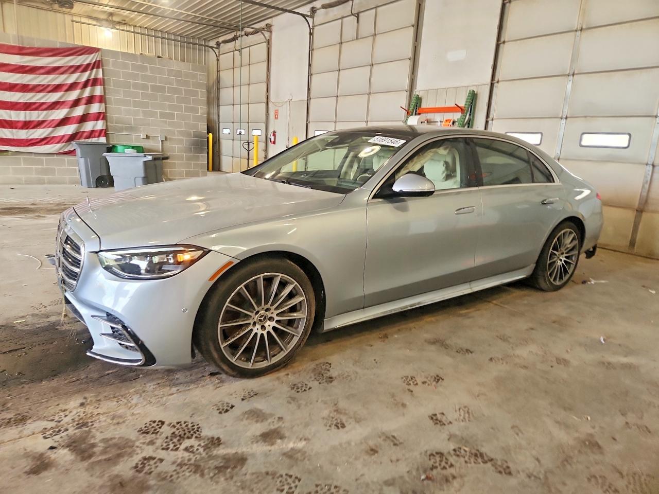 Salvage Mercedes-Benz S-Class Image