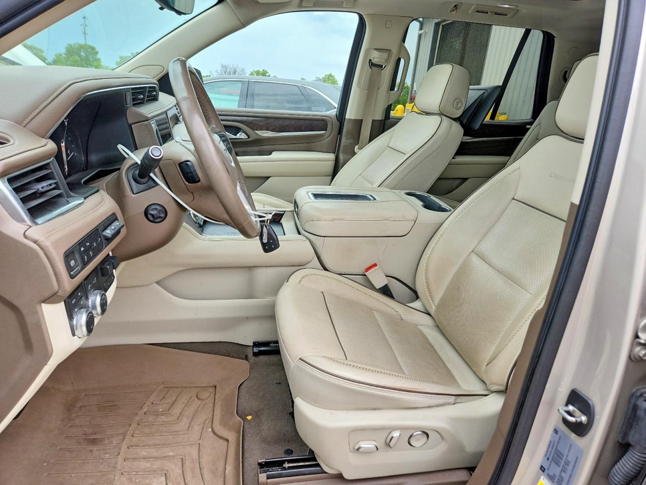 GMC Yukon Denali