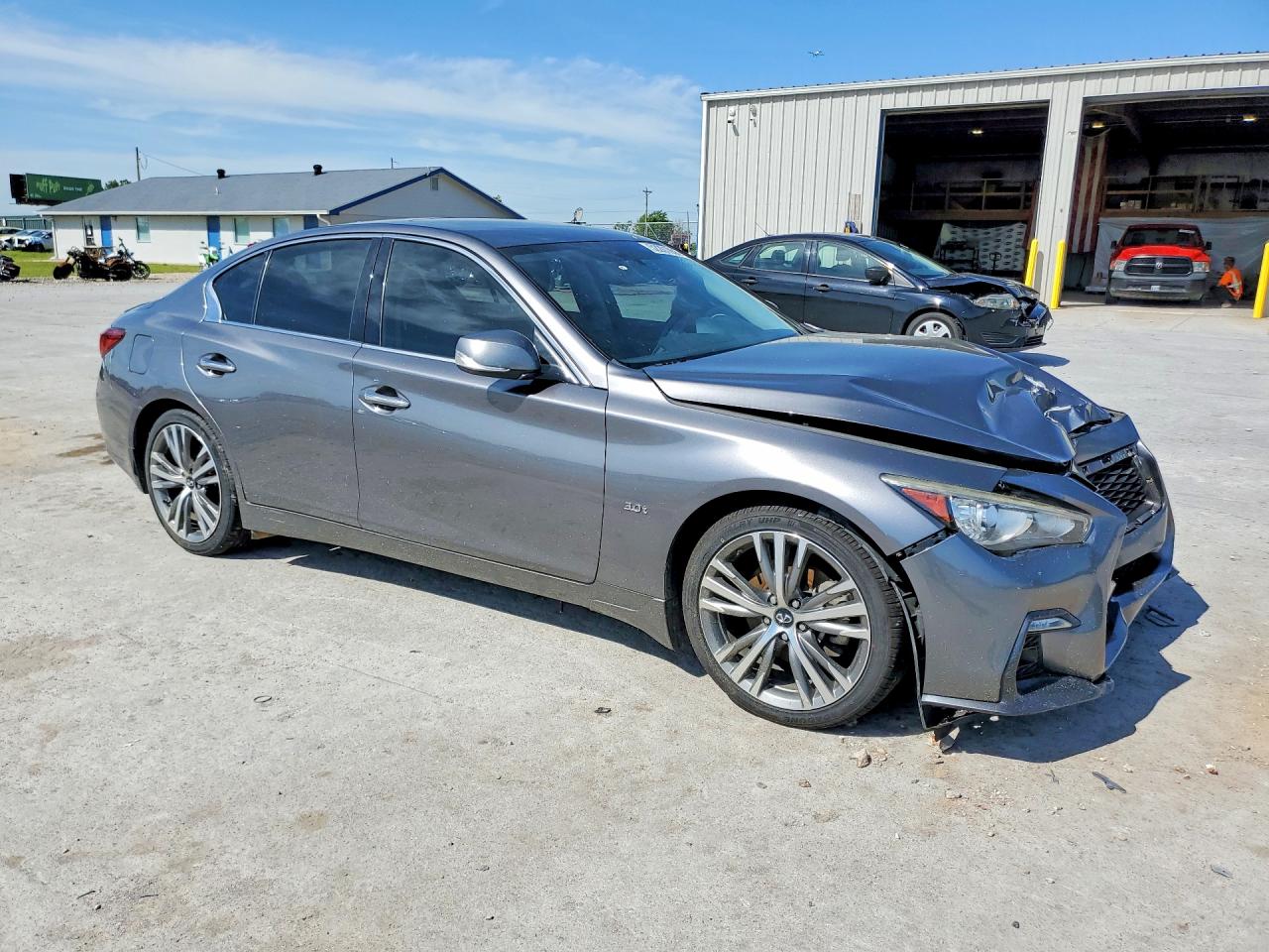 INFINITI Q50 3.0t S 3.0t Sport