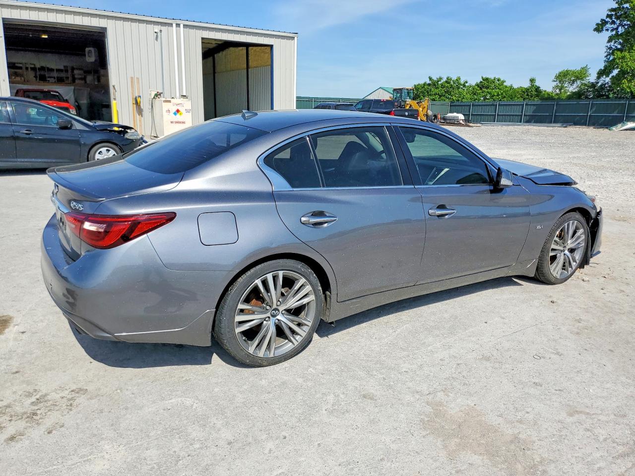 INFINITI Q50 3.0t S 3.0t Sport