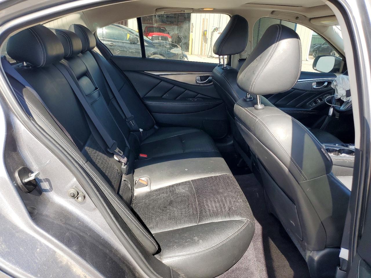 INFINITI Q50 3.0t S 3.0t Sport
