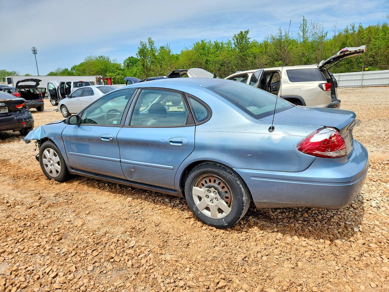 Ford Taurus Se