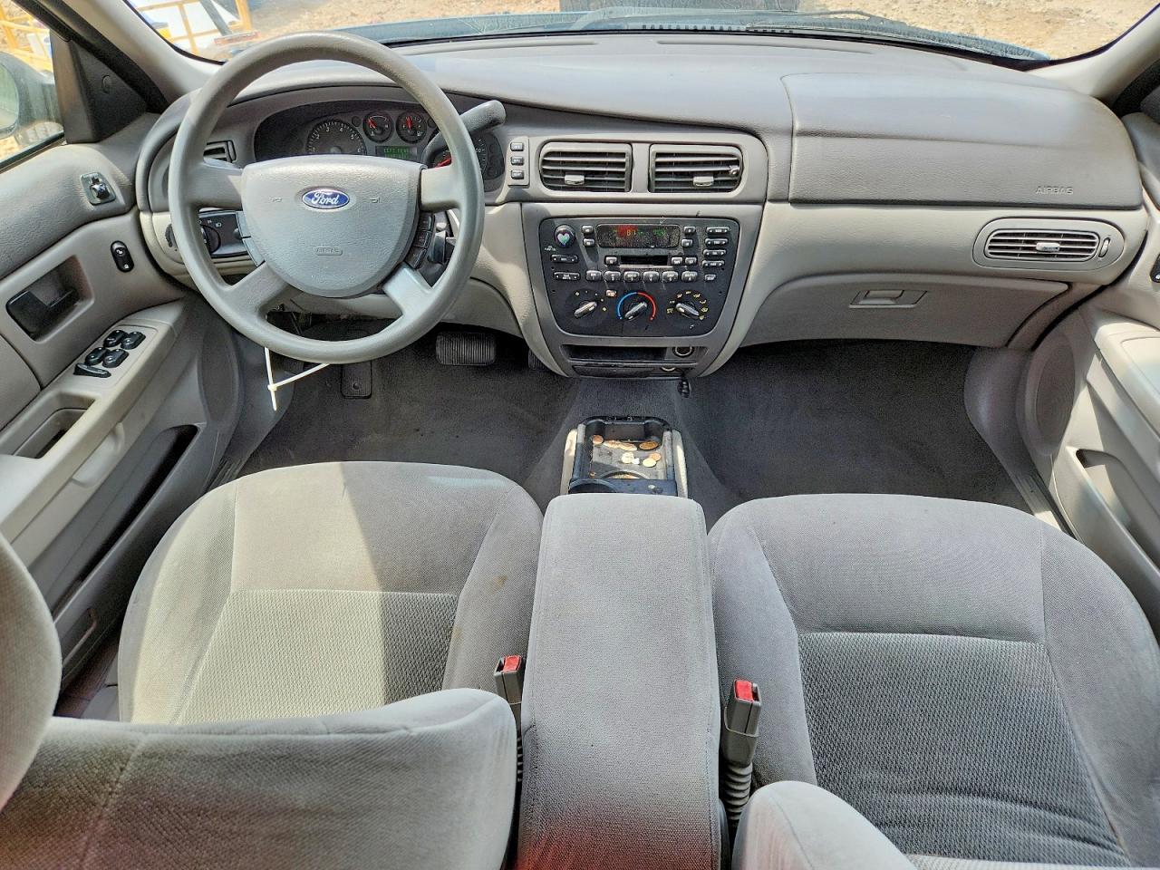 Ford Taurus Se