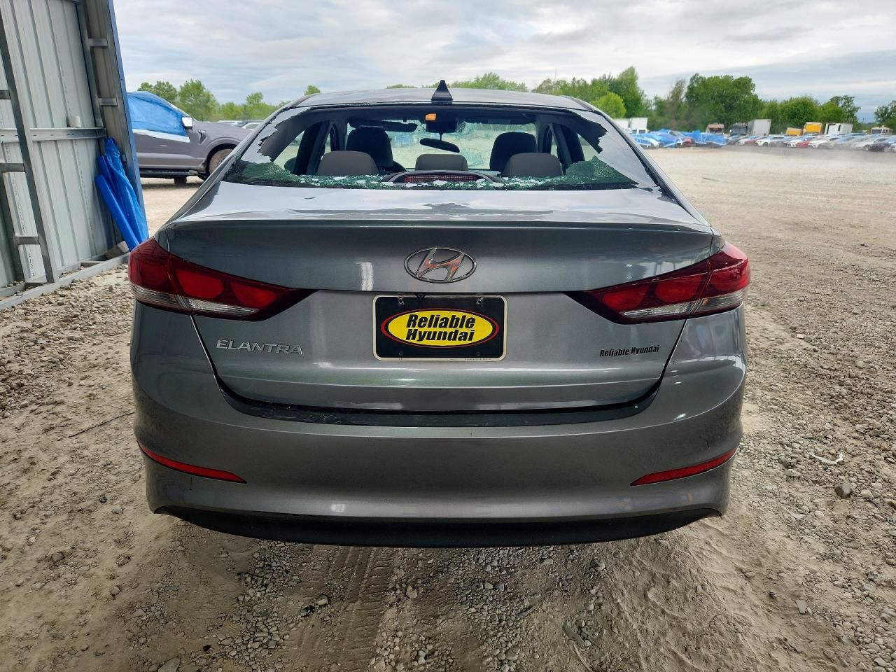 Hyundai ELANTRA Sel