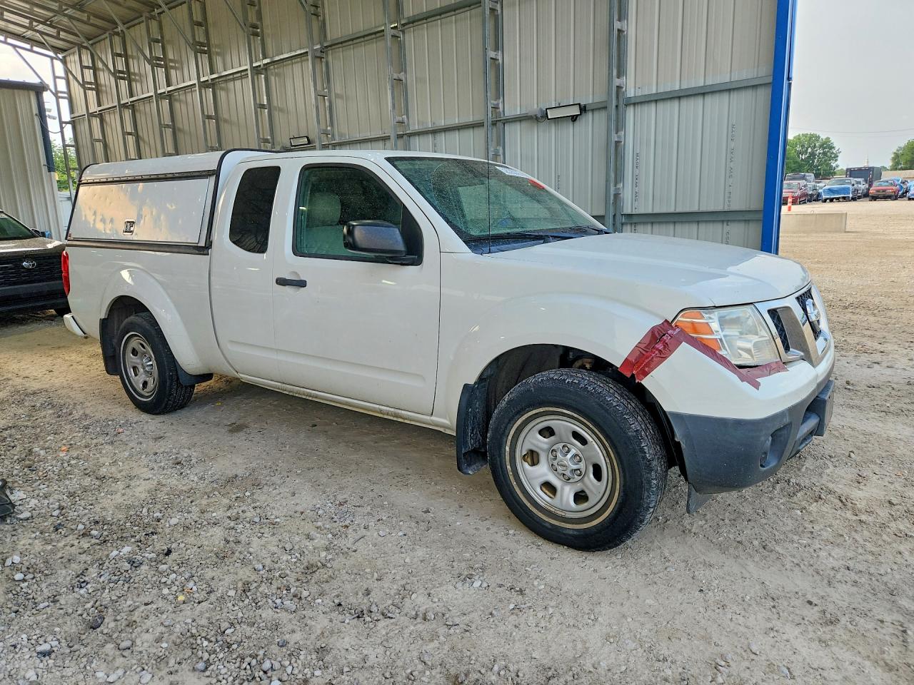 Nissan Frontier S
