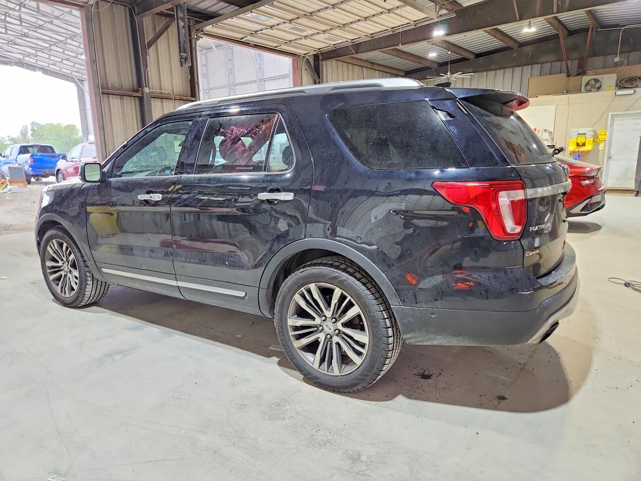 Ford Explorer Platinum