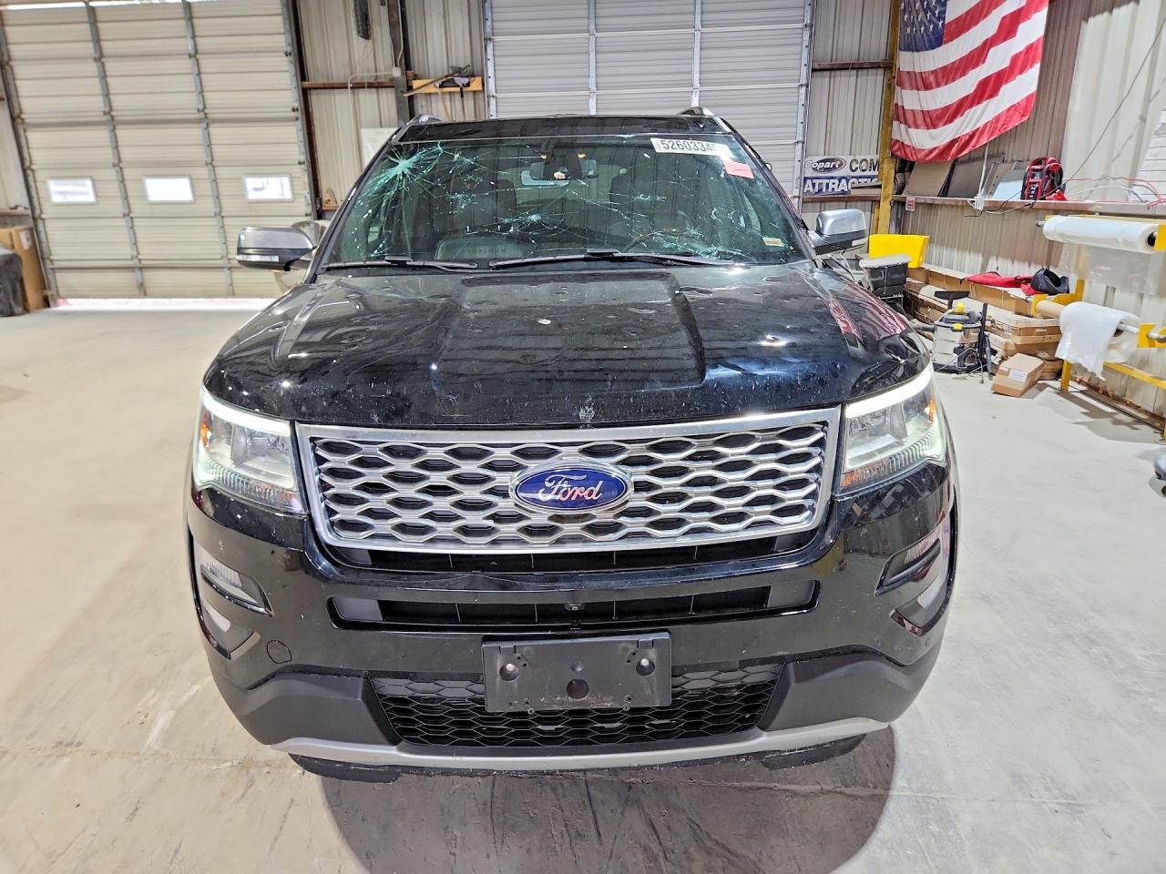 Ford Explorer Platinum