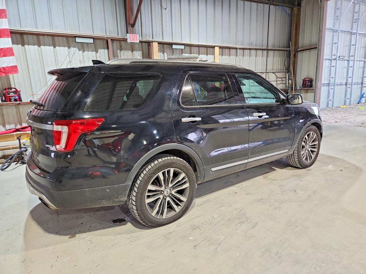 Ford Explorer Platinum