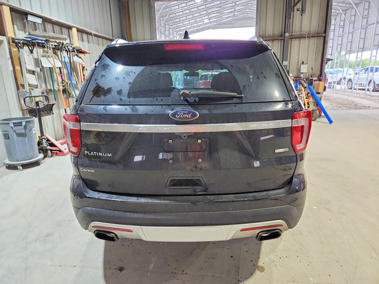 Ford Explorer Platinum