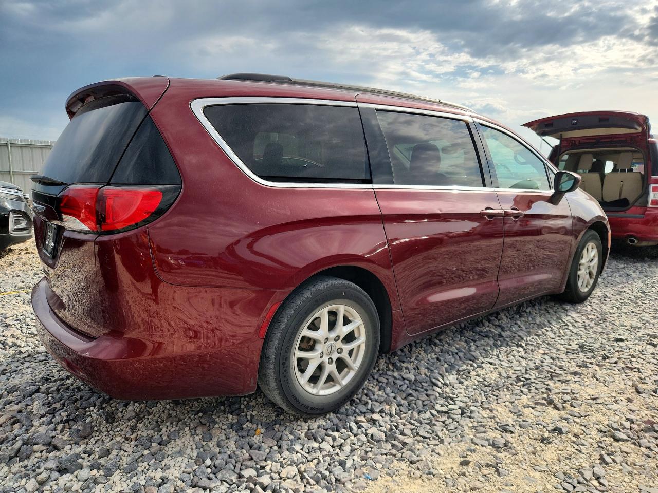 Chrysler Minivan Lxi