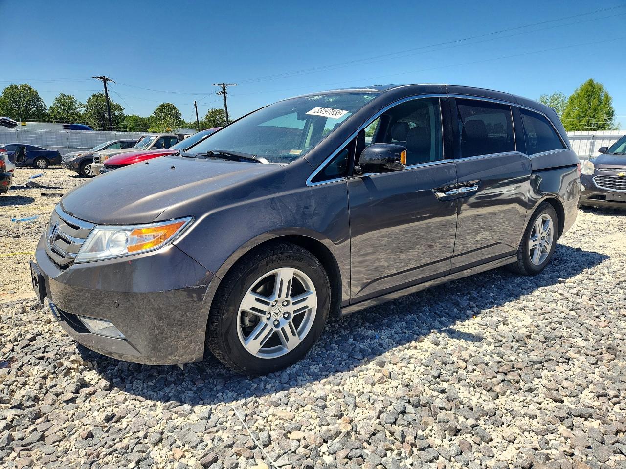 Salvage Honda Odyssey Image
