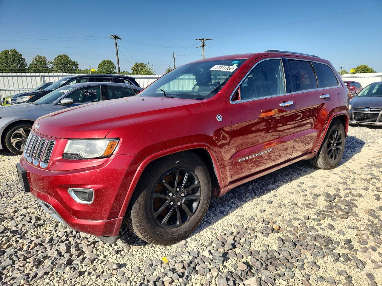 Salvage Jeep Cherokee Image
