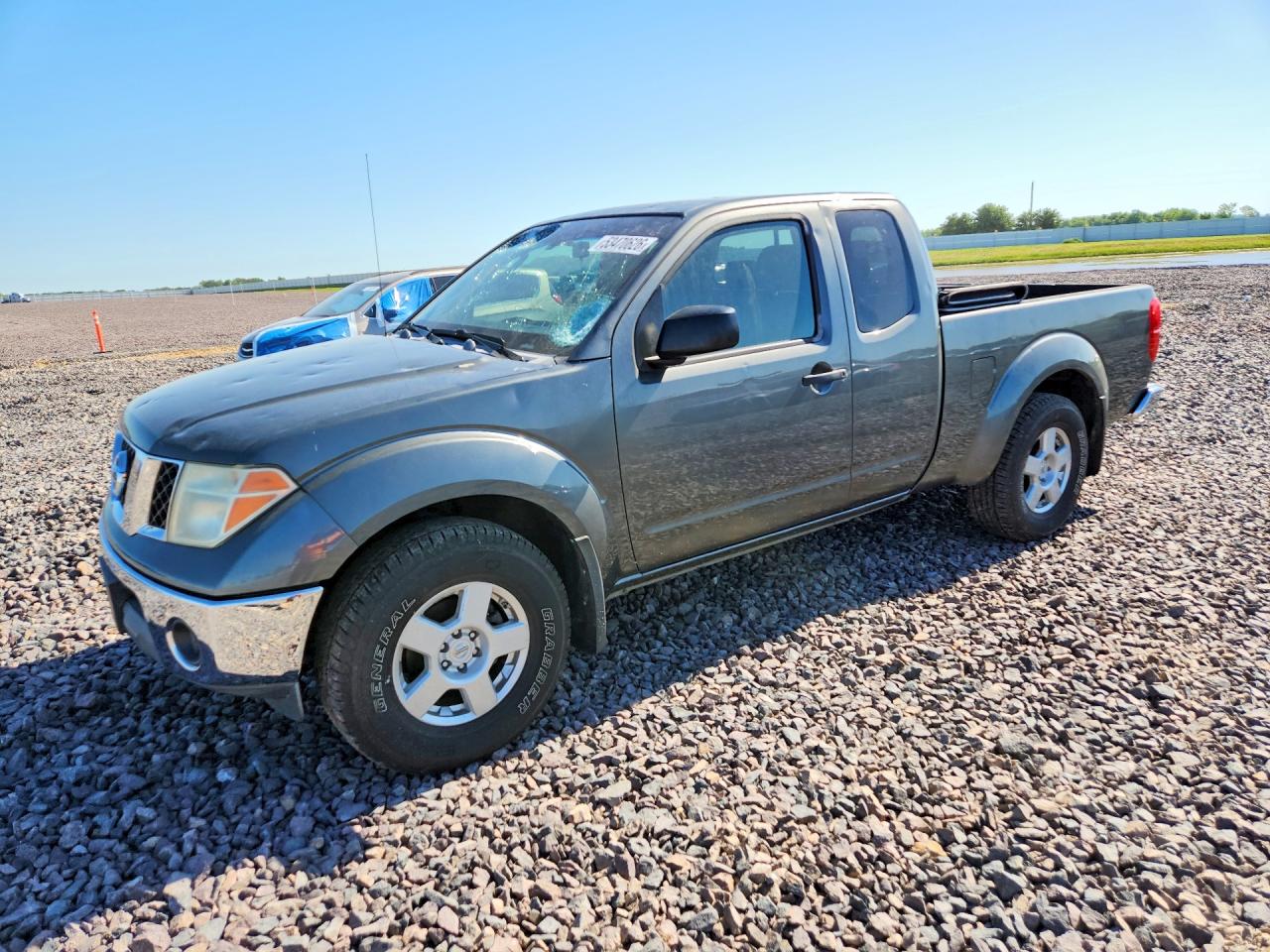 Salvage Nissan Frontier Image