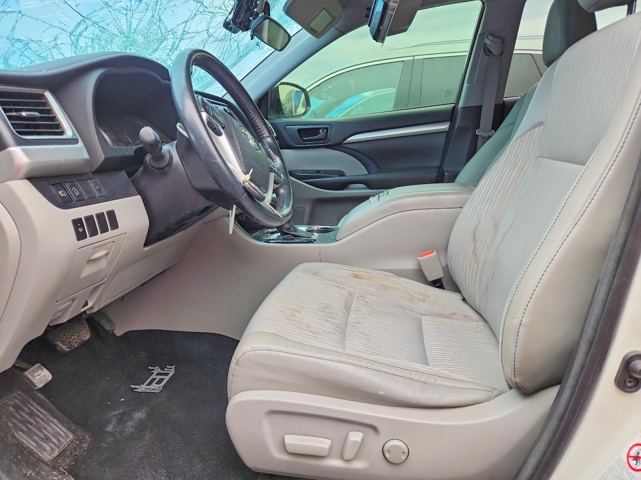 Toyota Highlander Le Plus