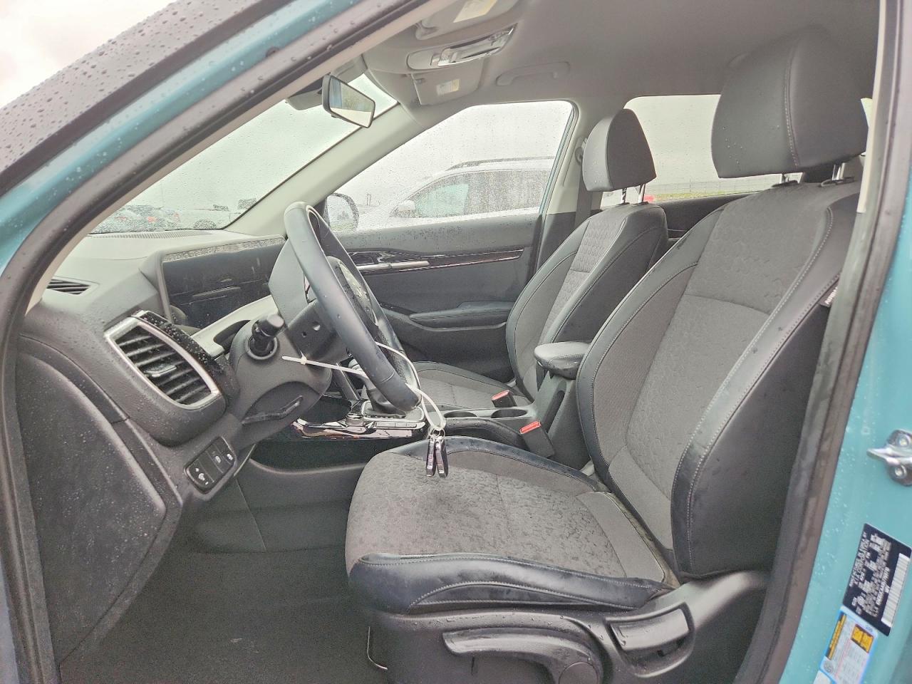 Kia Seltos S