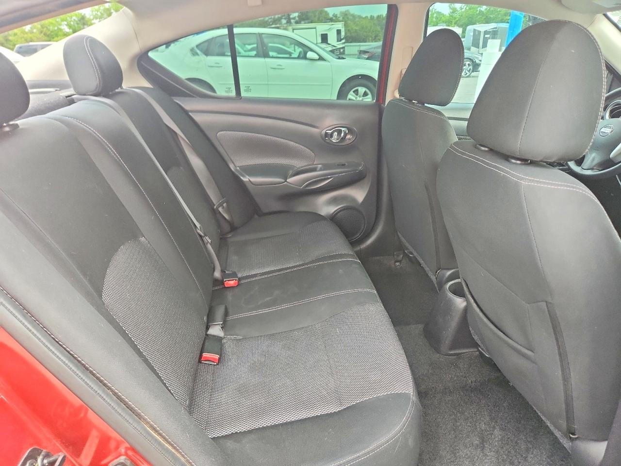 Nissan Versa Sv