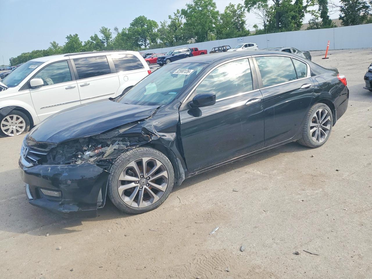 Salvage Honda Accord Image