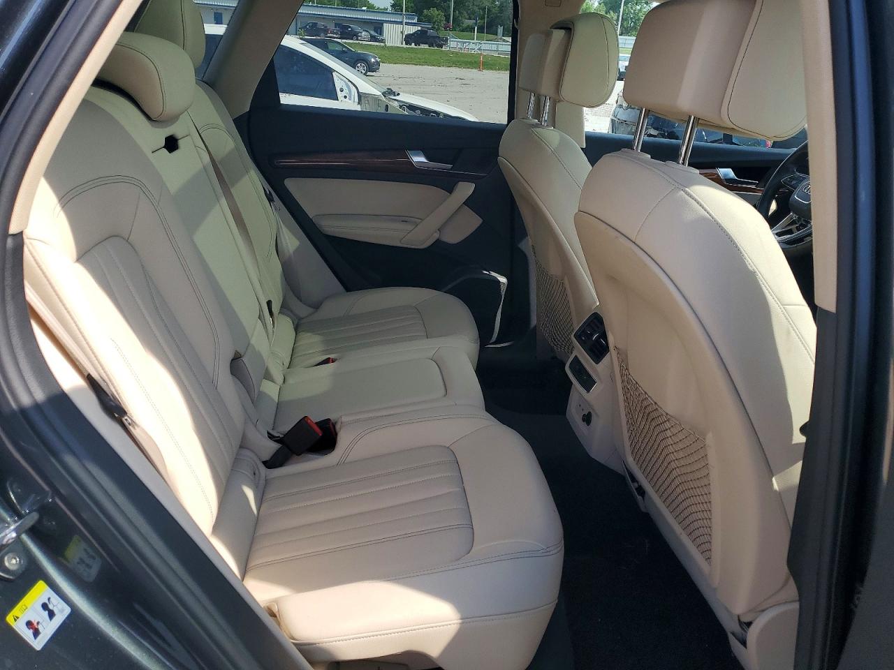 Audi Q5 Premium Plus 45