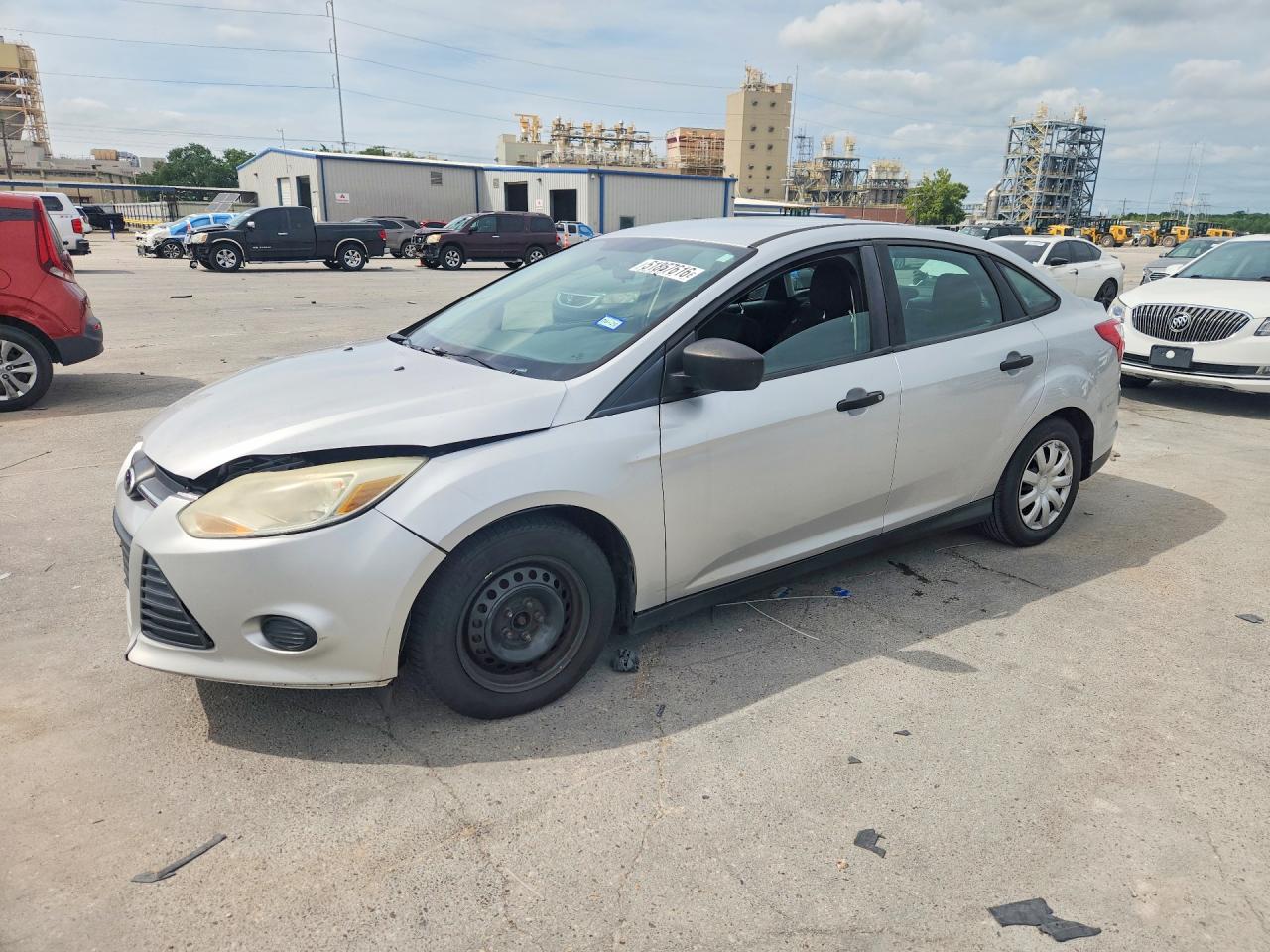 Salvage Ford Focus Image