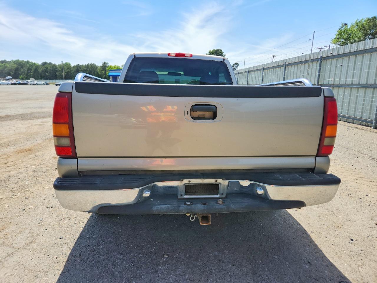 Chevrolet Silverado C1500