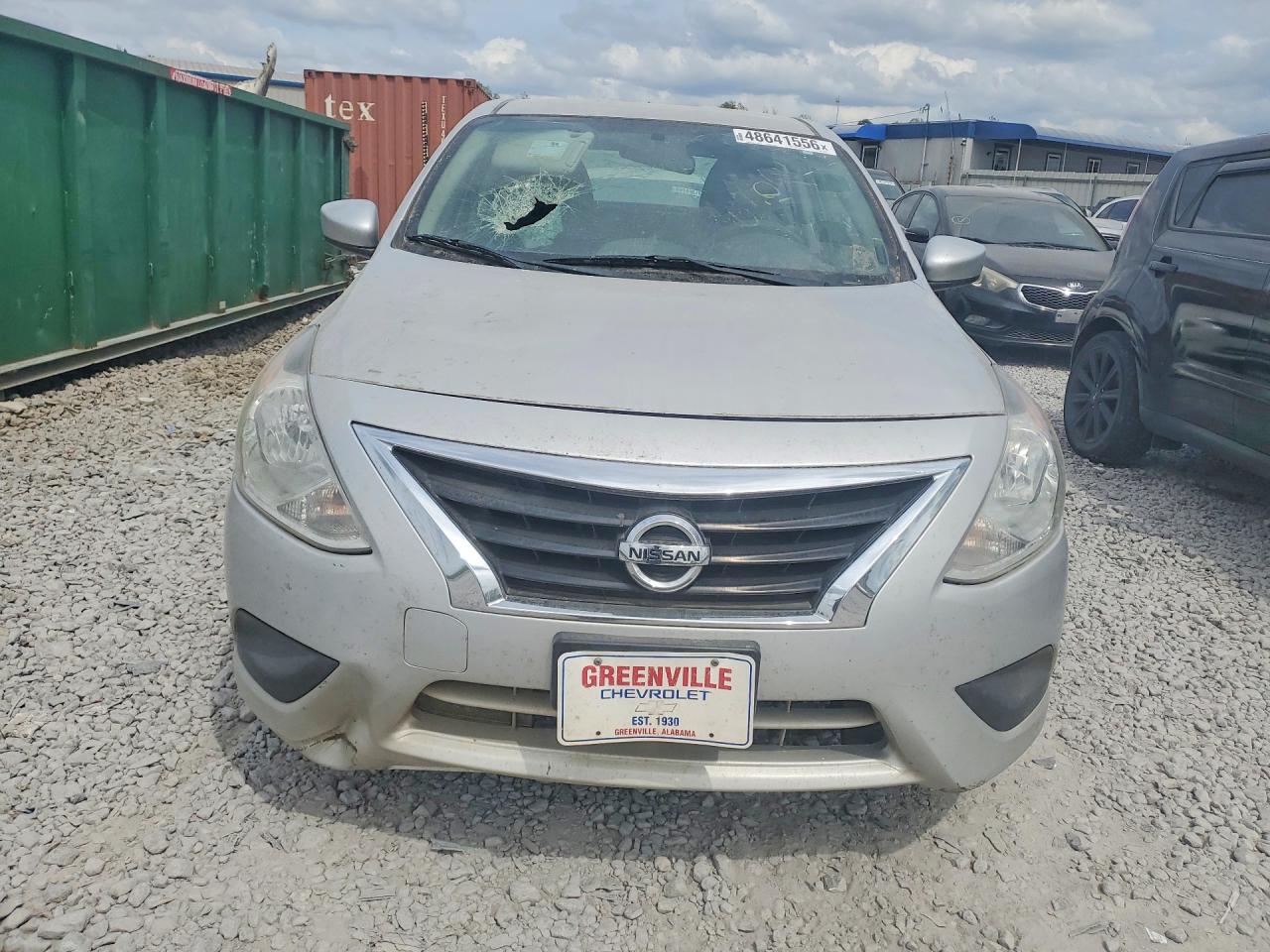 Nissan Versa Sv