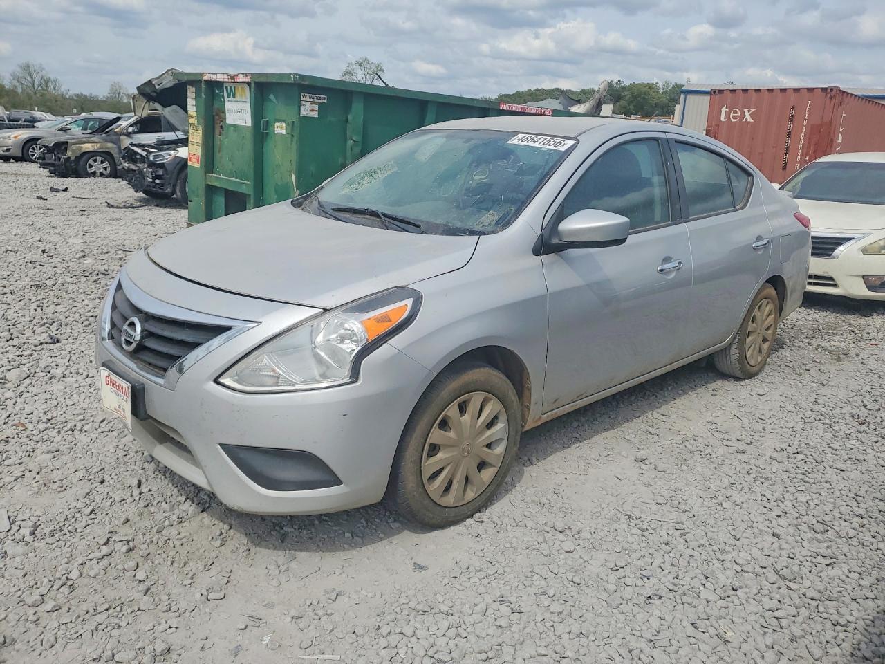 Salvage Nissan Versa Image